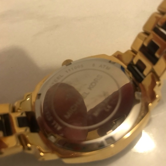 MICHAEL KORS Glitz Chrono Tortoise Resin Watch - Picture 6 of 7